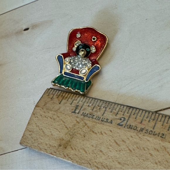 Vintage Gold Tone Metal Teddy Bear In Chair Rhinestone Enamel Brooch Pin - Picture 6 of 6